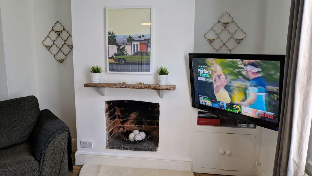 Noble House Exeter Villa Bilik gambar