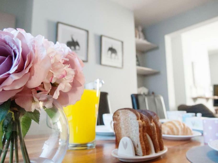 Noble House Exeter Villa Bilik gambar
